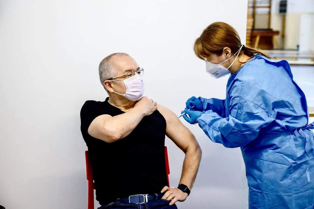 Angajații din Primăria Cluj-Napoca s-au vaccinat și au trecut prin boală în proporție de 80%