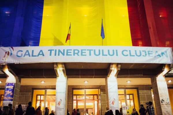 Gala Tineretului Clujean 2021 premiază și anul acesta cele mai bune proiecte inițiate de tinerii clujeni