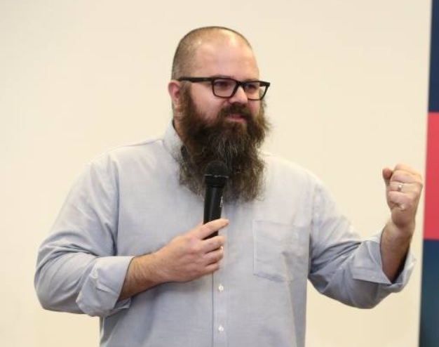 Profu de sănătate publică Răzvan Cherecheș trage un semnal de alarmă: „Rata de creștere pentru noua tulpină Omicron este incredibilă”