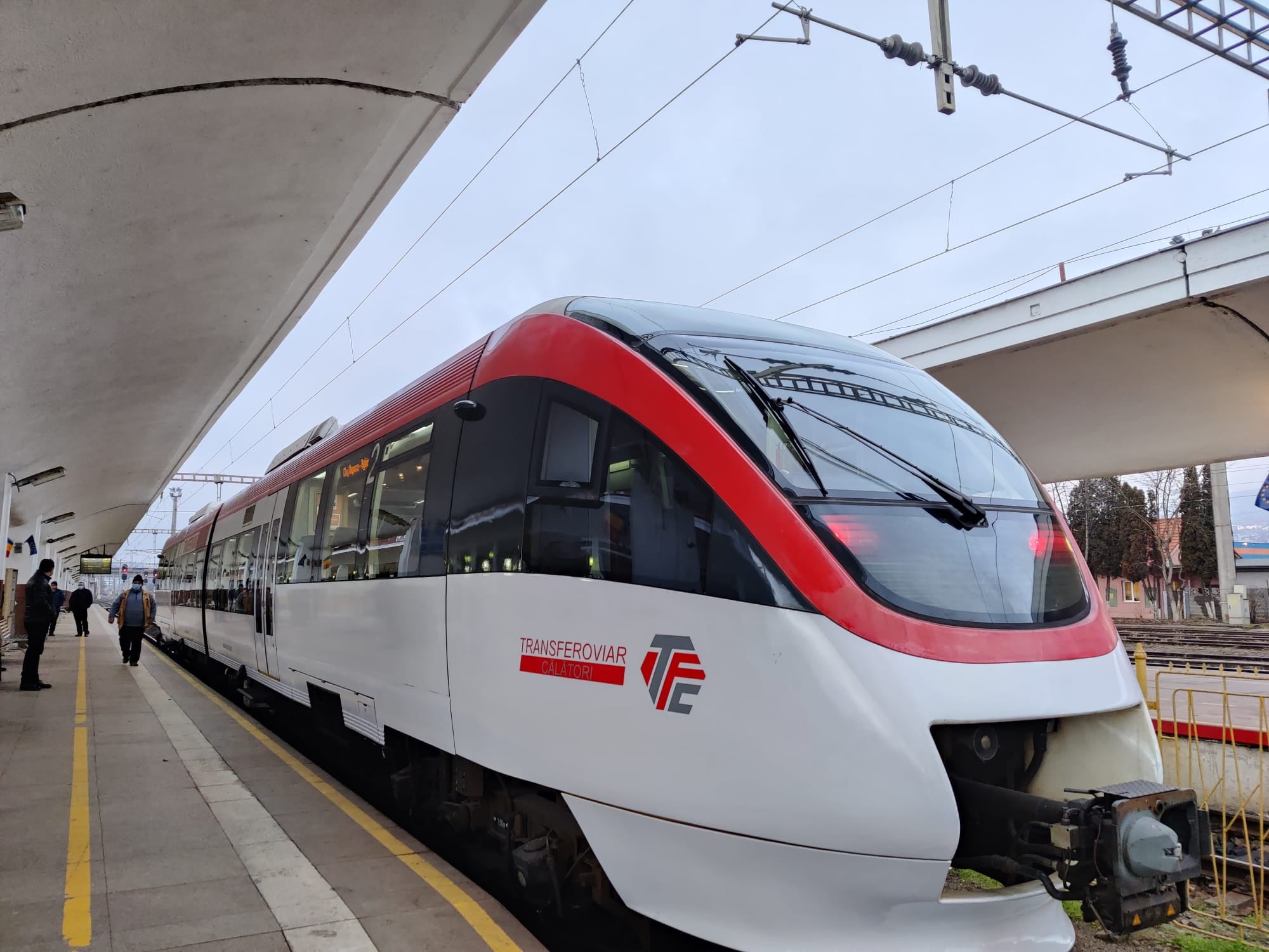 Prima rută din traseul trenului metropolitan Cluj a fost pusă în circulație. Tren pe relația Cluj – Aghireșu