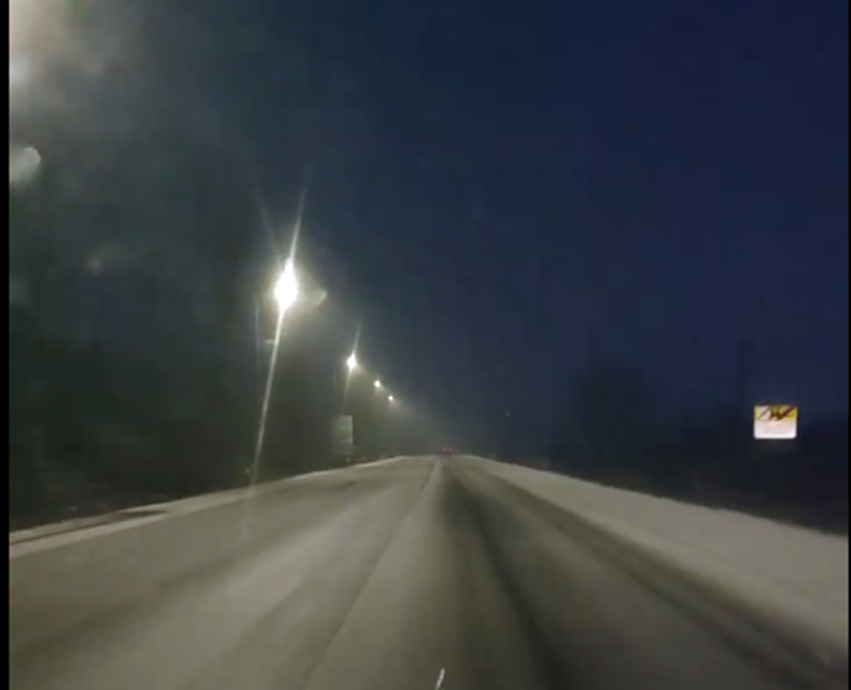Se circulă cu greutate spre Gherla. Drumul Național 1C a rămas necurățat