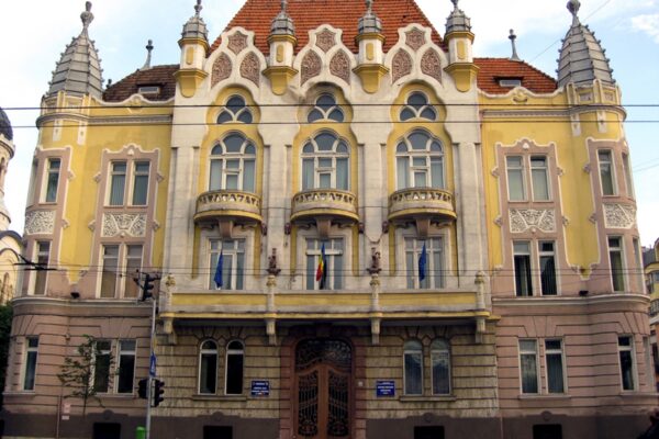 Palatul Prefecturii Cluj intră în renovare cu fonduri din PNRR. Clădirea nu a mai fost modernizată de 20 ani