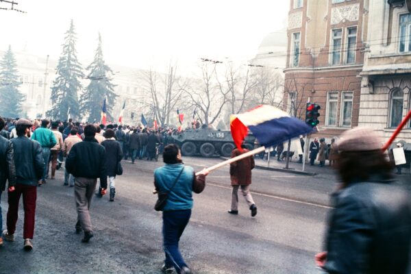 32 de ani de la REVOLUȚIE. Cum au trăit clujenii căderea regimului comunist. IMAGINI INEDITE