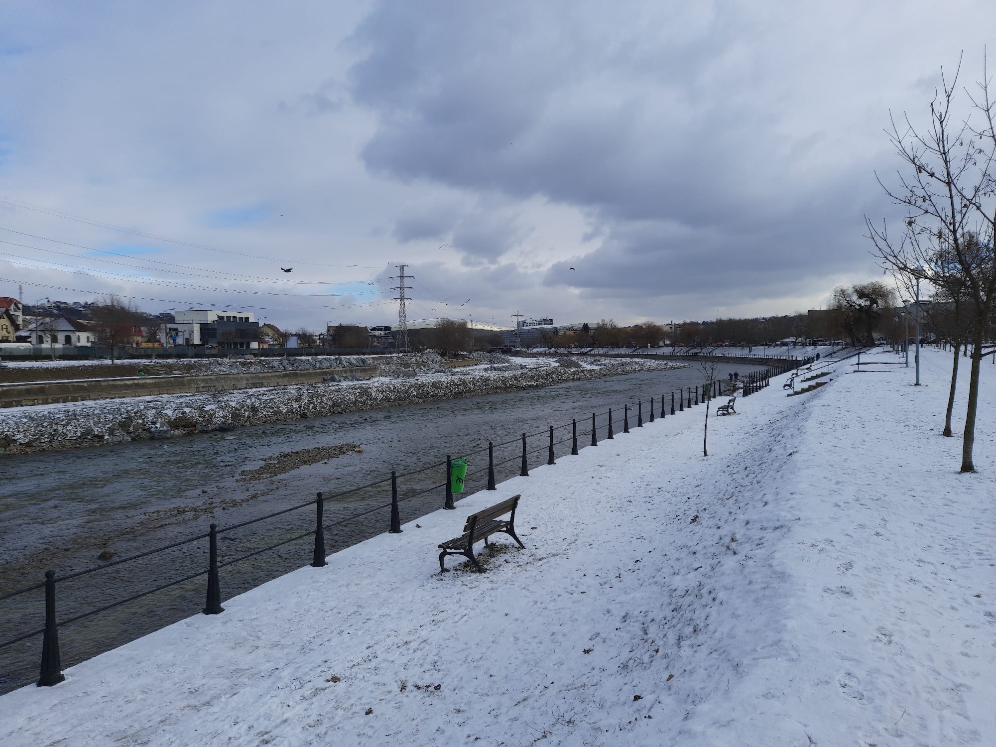COD GALBEN de ninsori abundente și viscol la Cluj