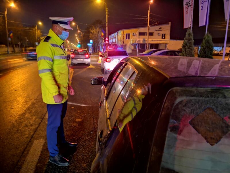 Trei șoferi s-au ales cu dosare penale de Anul Nou după ce au fost prinși băuți la volan pe străzile din Cluj