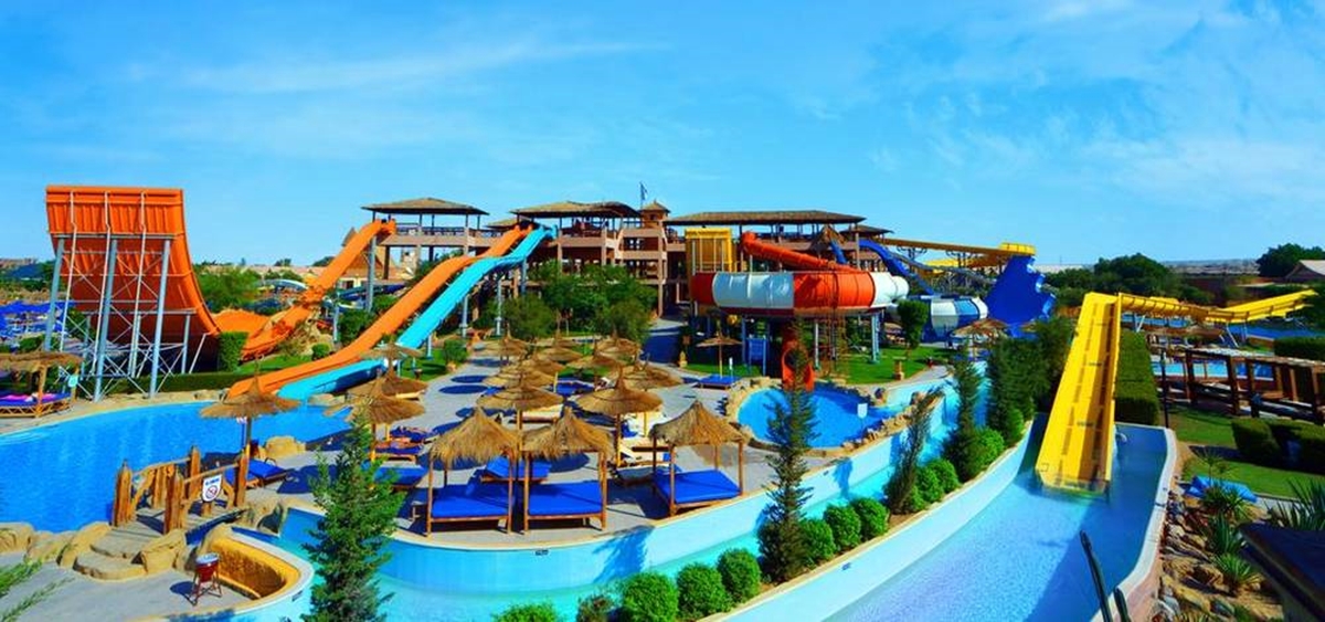 Agenția pentru Protecția Mediului Cluj trimite primarii din Cluj să studieze buruieni și molii. Aquapark-ul de la Chinteni este în pericol maxim
