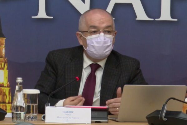 Cum lucrează angajații lui Emil Boc. Primăria Cluj Napoca obligată să plătească 400.000 de euro pentru un proiect tehnic de mântuială