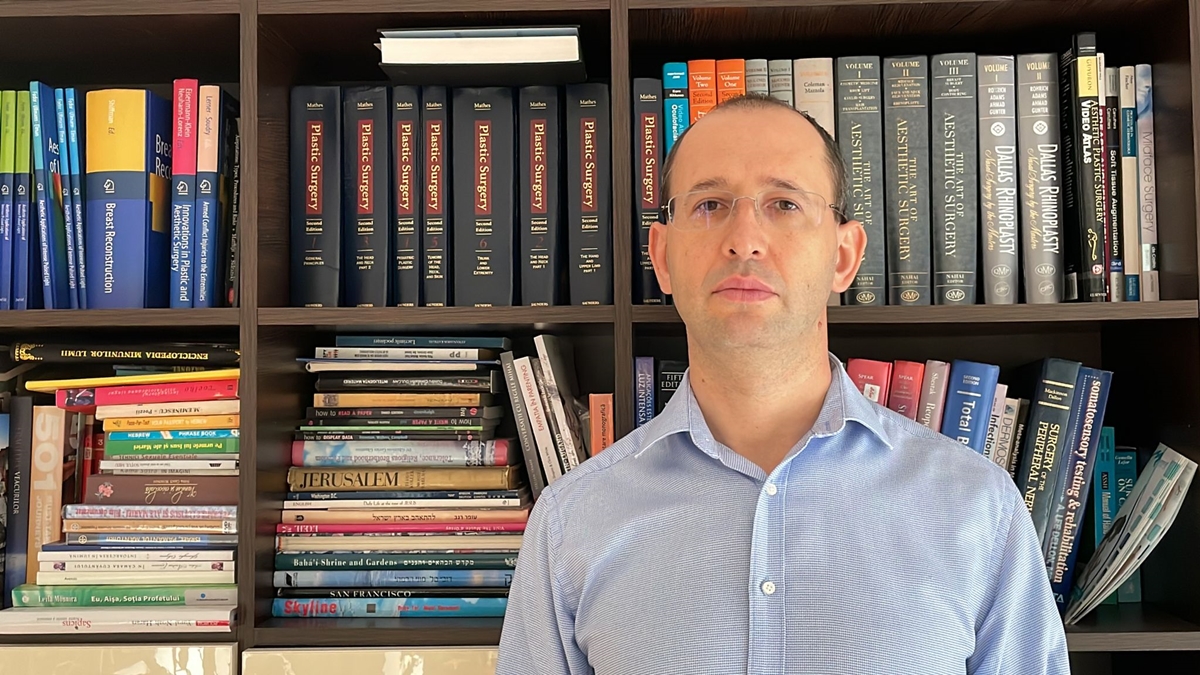 Interviu cu medicul de elită care a fost forțat să demisioneze de la Spitalul Județean Cluj. ”În ultima lună mi-au trimis 30 de adrese ca să mă hărțuiască”