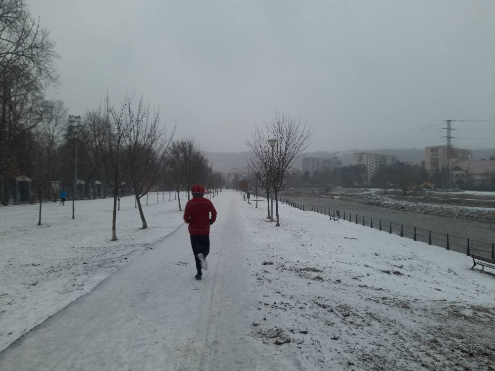 COD GALBEN de ninsori, vânt și vreme foarte rece la Cluj, până sâmbătă dimineața