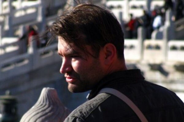 Clujeanul care de opt ani stă închis în China pentru o faptă închipuită. Ministerul Justiției ridică din umeri: ”e pandemie”