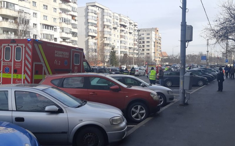 ACCIDENT pe Calea Florești duminică. Două persoane au ajuns la spital