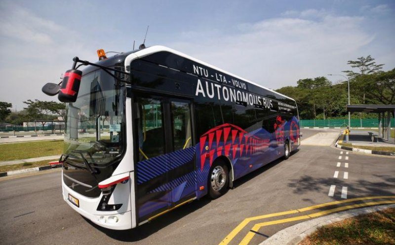 Încă un proiect eșuat al administrației Boc? Licitația pentru autobuzele fără șofer va fi reluată