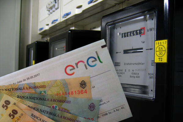 Factură de curent RECORD primită de o clujeancă pentru un apartament nelocuit