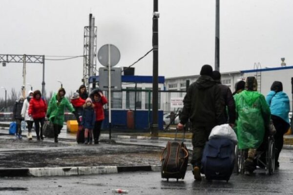 CNSU: Persoanele care vin din Ucraina sunt exceptate de la carantină