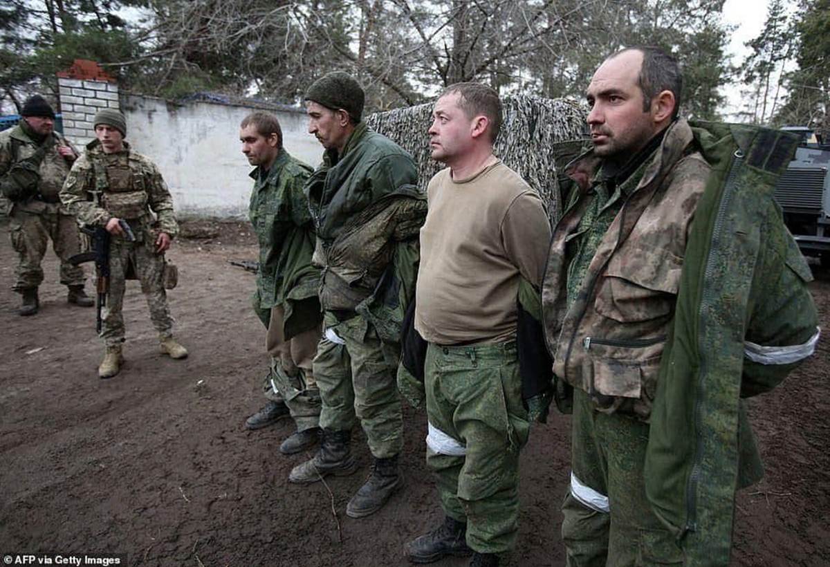 Situația de pe fronturile din Ucraina. Ministerul Apărării din Ucraina a publicat informații noi. Nu veți vedea la televiziunile din România așa ceva. Film cu soldații ruși morți cu zecile
