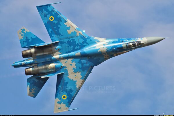 Ce spune ministrul Apărării Naționale despre aterizarea avionului militar ucrainean la Cluj Napoca