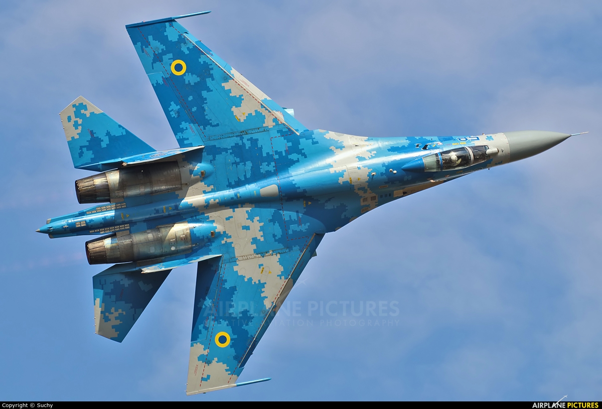 Ce spune ministrul Apărării Naționale despre aterizarea avionului militar ucrainean la Cluj Napoca