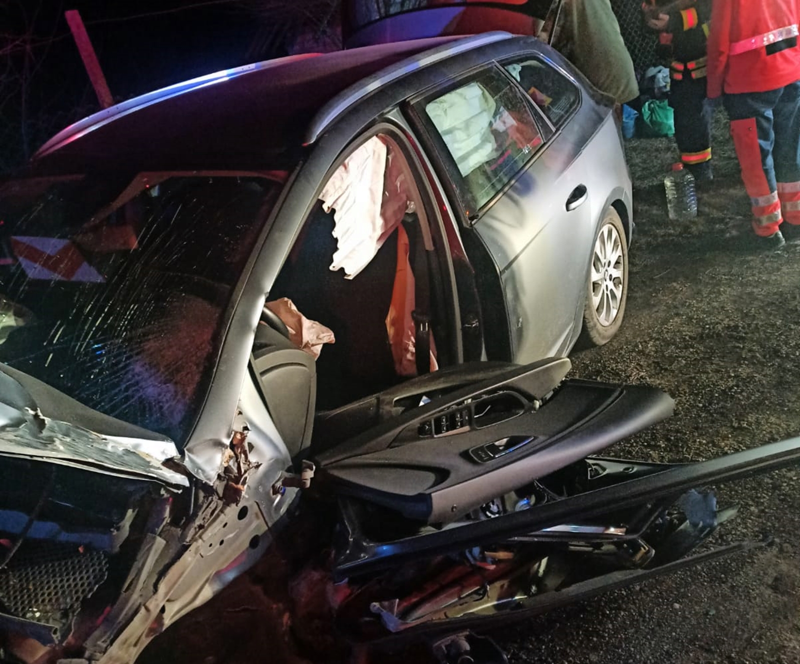 Accident rutier grav petrecut între localitățile Apahida și Corpadea. Doi copii au ajuns la spital