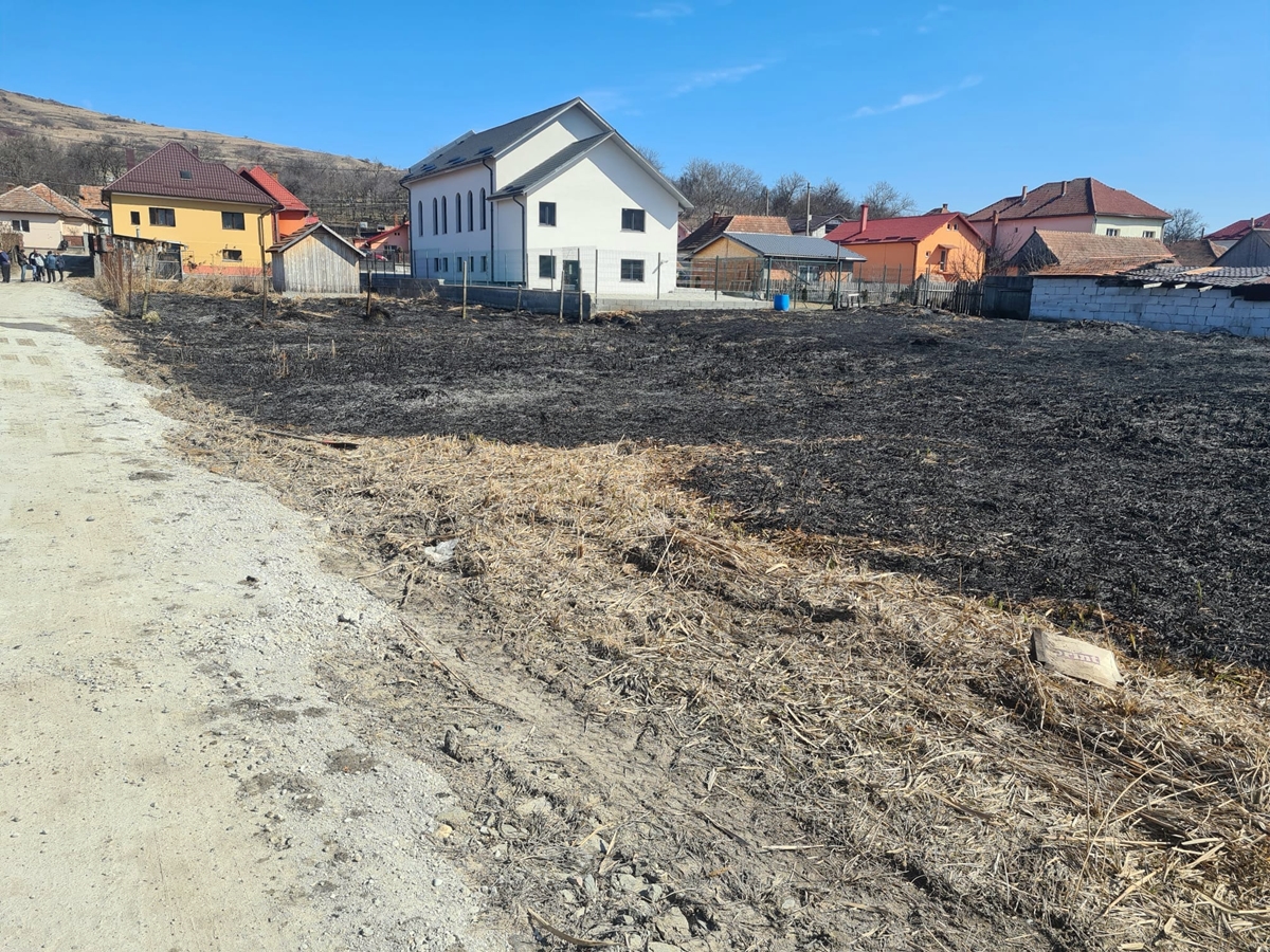 Românii sunt tot mai inconștienți. Un localnic a fost la un pas să dea foc la tot satul Chinteni