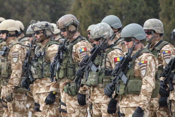 Se pregătește România de război? Rezerviștii din două județe, chemați din nou la unități