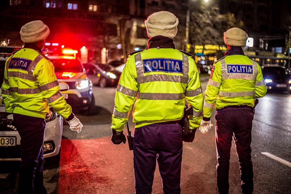 Încă un inconștient prins de polițiști pe străzile Clujului beat și fără permis la volan. Teribilistul a produs și un accident