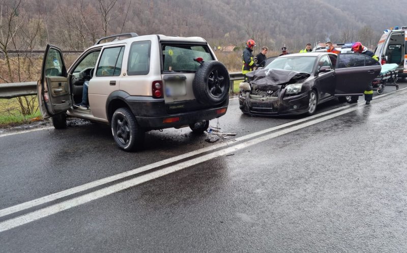 ACCIDENT GRAV la Negreni. O femeie a ajuns la spital