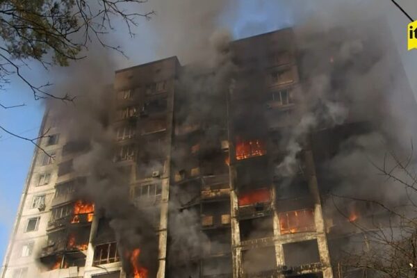 Rușii continuă atacul asupra civililor în Ucraina