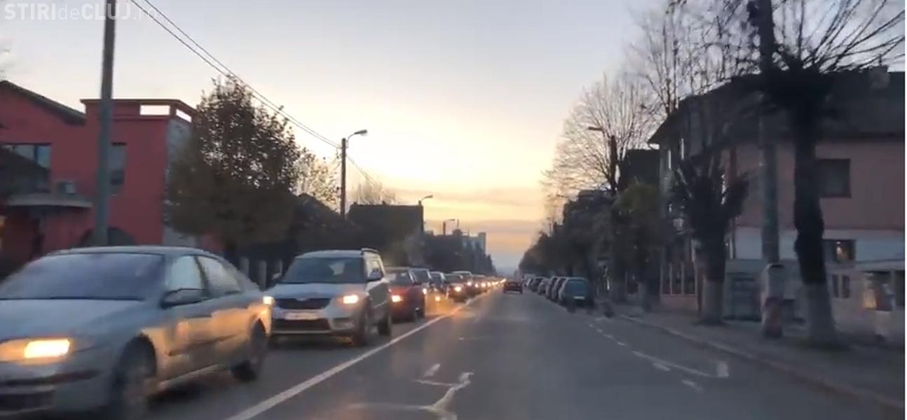 Au fost instituite noi reguli de circulație pe strada Brâncuși: o nouă bandă, sens unic și virajul interzis
