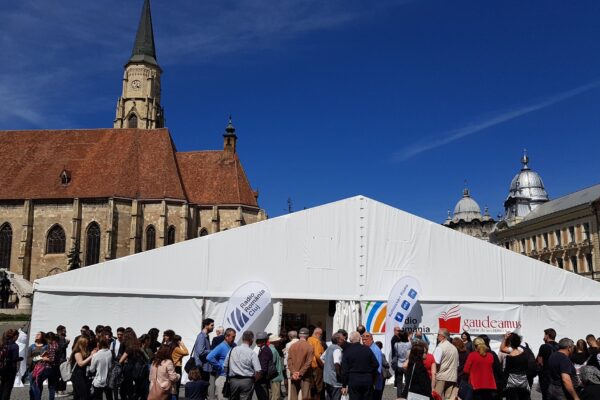 Azi începe Târgul de carte Gaudeamus la Cluj-Napoca. Cum arată programul complet