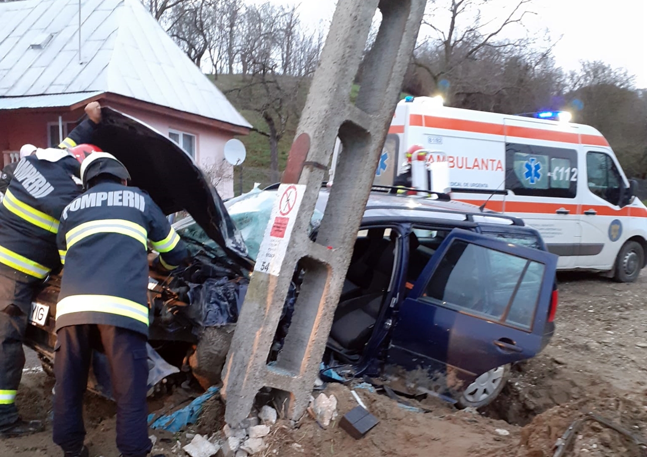 În Cluj se dau prea ușor permisele de conducere. Se dă șpagă sau examinatorii sunt doar superficiali? Trei accidente produse de tineri