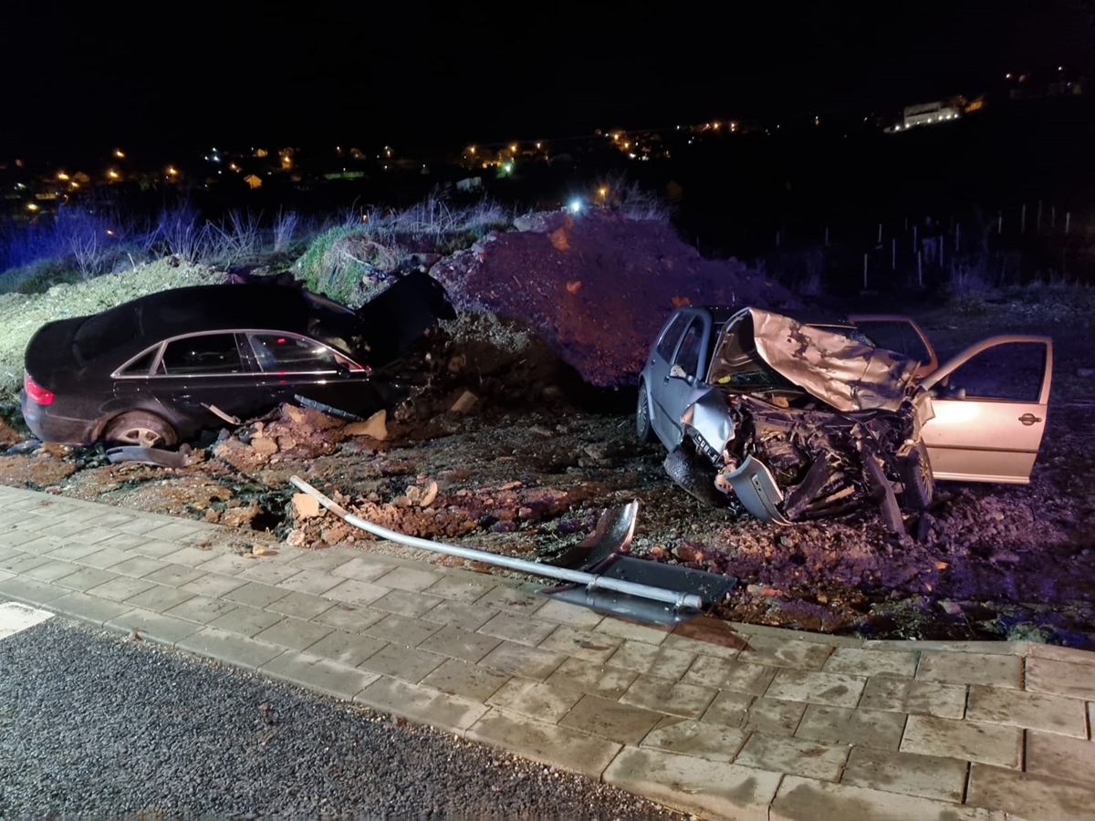 Distracție de noapte s-a sfârșit tragic la Dej. Polițiștii și pompierii au intervenit de urgență