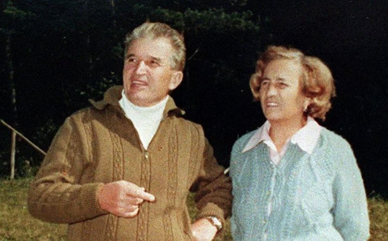 Cu cât poți cumpăra la licitație mașina de epocă a familiei Ceaușescu