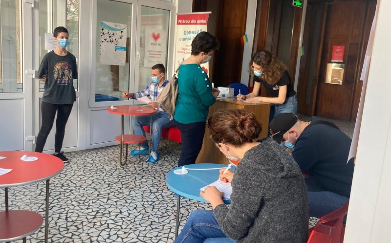 Aproximativ 100 de donatori în prima zi a campaniei „Donăm împreună, UBB dă startul”