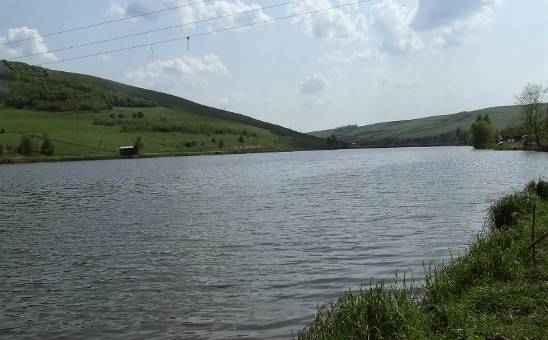 O persoană a dispărut în Lacul Țaga Mare. Scafandrii au intervenit