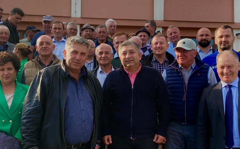 Președintele CJ Cluj, Alin Tișe, ajunge într-o nouă comună din județ pentru a se întâlni cu cetățenii