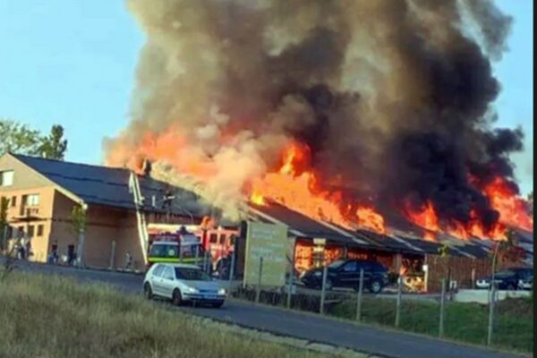 Amendă uriașă aplicată de pompierii clujeni pentru incendiul de la Turda. Patronii nu au respectat prevederile legale