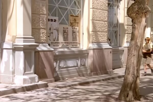 IMAGINI UNICE din timpul filmărilor serialului „Pistruiatul” de la Cluj – FOTO