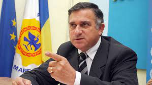 Funar a scăpat de amenda la CNCD după ce a numit „maghiara limba cailor”
