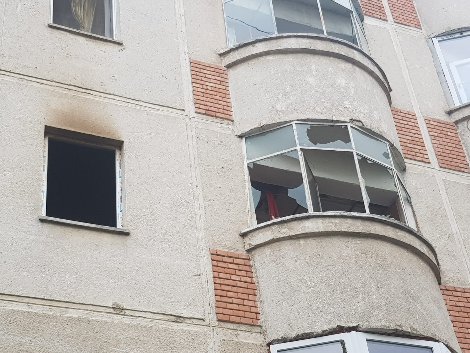 INCENDIU la o garsonieră din Mănaștur – FOTO