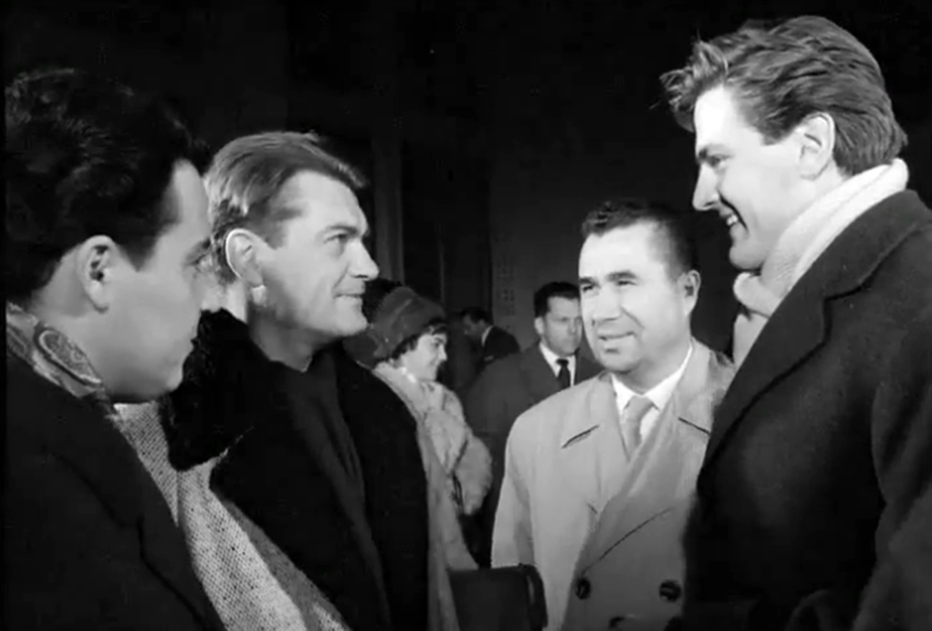 Florin Piersic într-o ipostază foarte rară. Alături de un titan al cinematografiei franceze, în 1961