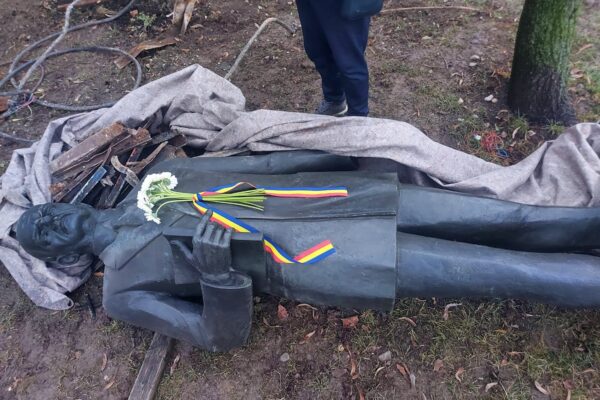 Acuzații dure pentru primarul Clujului, după demolarea statuii lui Iuliu Maniu. ”Se comportă ca un veritabil urmaș al comuniștilor”