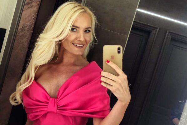 Cine este frumoasa blondă care i-a sucit mințile lui Cătălin Cherecheș. Are afaceri de milioane în Cluj Napoca