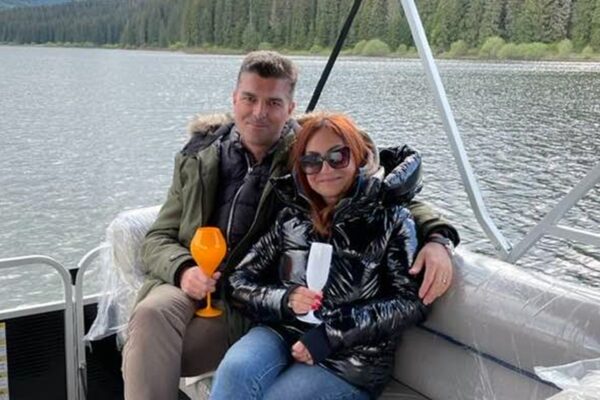 Viața de nabab a Aurorei Țărmure. E secretara municipiului Cluj Napoca, și mâna dreaptă a lui Emil Boc