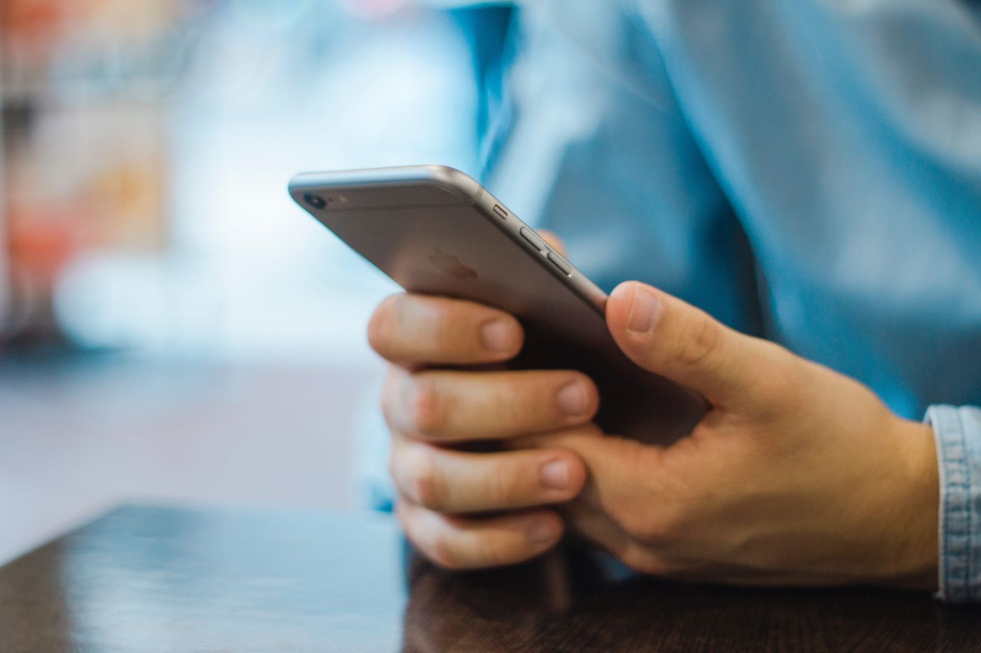 ATENȚIE MARE – Un nou tip de fraudă online a ajuns în România. Poliția a lansat un avertisment