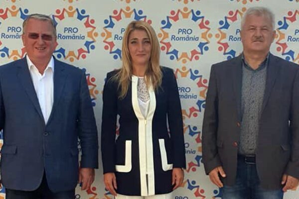 Șaga de la PSD Cluj continuă. Angela Sacaliș și-a pus piciorul în ghips dar tot nu explică ce s-a întâmplat