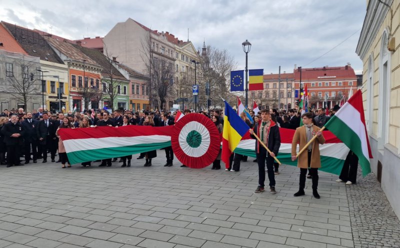 Mesajul lui Boc de Ziua Maghiarilor de Pretutindeni: „Am învățat arta de a trăi împreună”