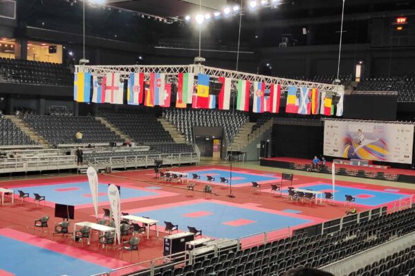 Peste 1000 de sportivi din 30 de țări vin la Cluj-Napoca pentru Campionatele Europene de Taekwon-do pentru seniori și juniori, la BT Arena