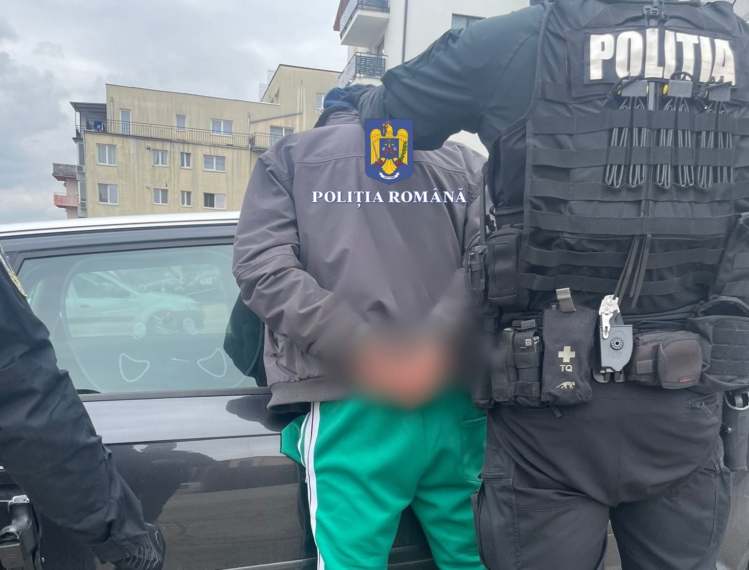 Trei bărbați au fost arestați după ce au dat o spargere la un service auto din Gilău. Prejudiciul a fost de 40.000 de lei