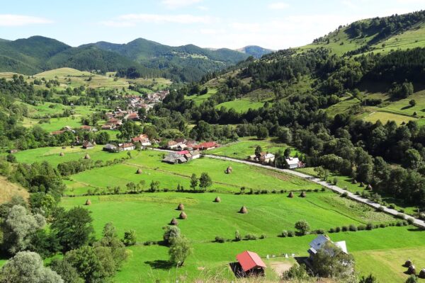 Comuna clujeană care candidează pentru titlul de „Destinația Anului 2023” în România. Cum o puteți vota?