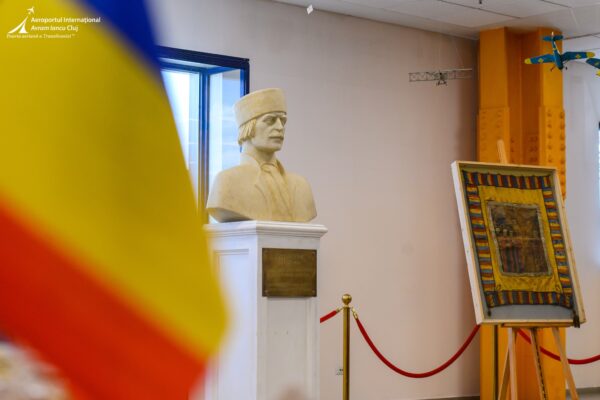 Eveniment comemorativ la 10 ani de când Aeroportul Internaţional Cluj poartă numele marelui erou naţional Avram Iancu